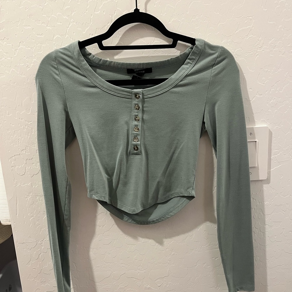 Forever 21 Sage Green Button-Up Crop Top